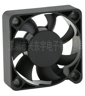 舞臺燈光散熱風扇賜予一個完好的表演環(huán)境